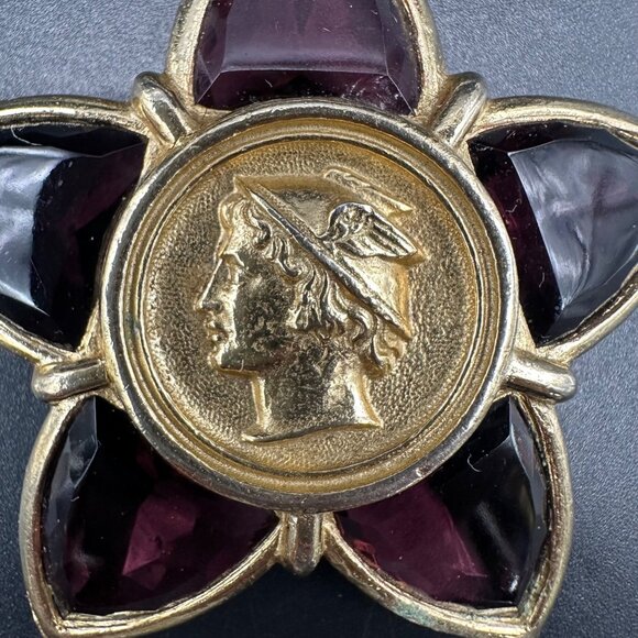 Vintage Amethyst Gripoix Glass Star Coin Brooch Pendant Necklace Julius Caesar - Picture 9 of 12